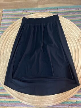 Athleta Black High-Low Elastic Waist Skirt